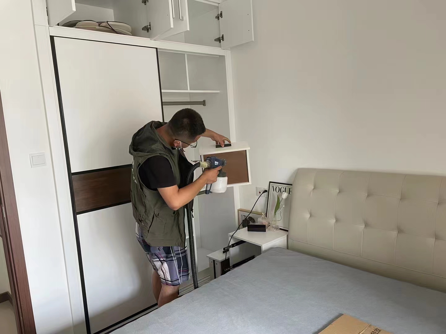 家庭装修完工后，如何判断甲醛有没有超标呢