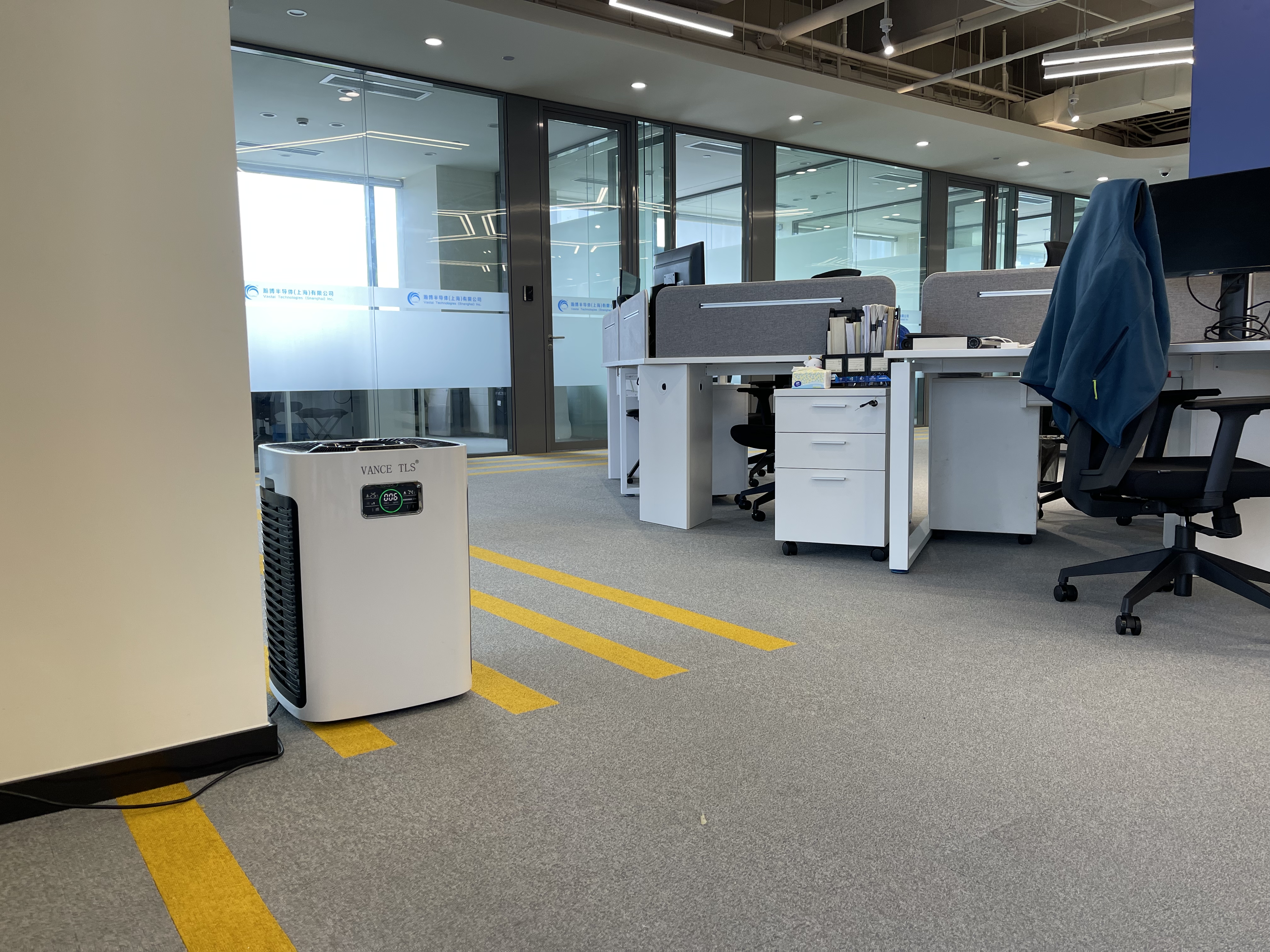 空气净化器如何去除有害气体的？